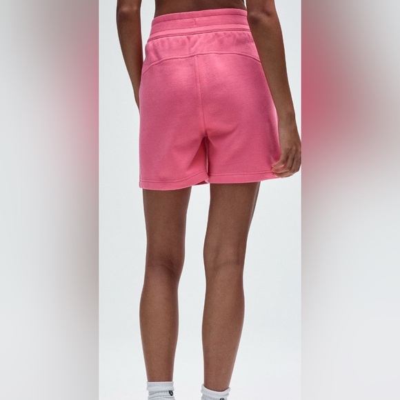 Lululemon Scuba HR Short 5” -Sz14 Sukara Pink - Picture 5 of 6